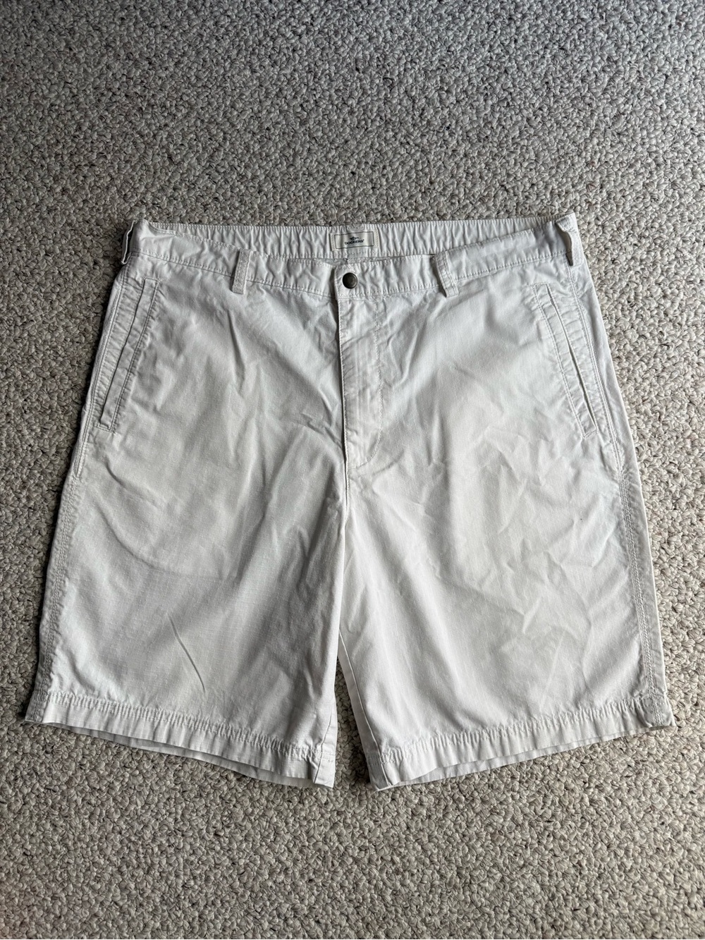 Dockers Men’s Off White/Light Khaki Flat-Front Casual Shorts